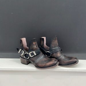Women’s Boots